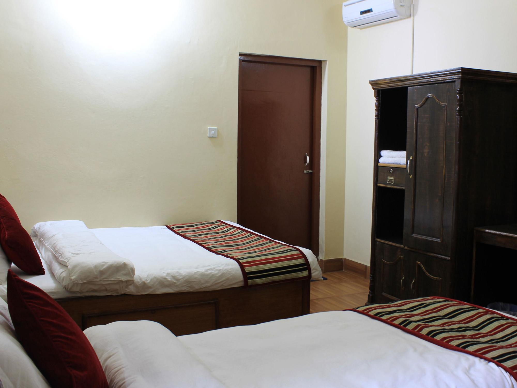 Unique Wild Resort Sauraha Zewnętrze zdjęcie